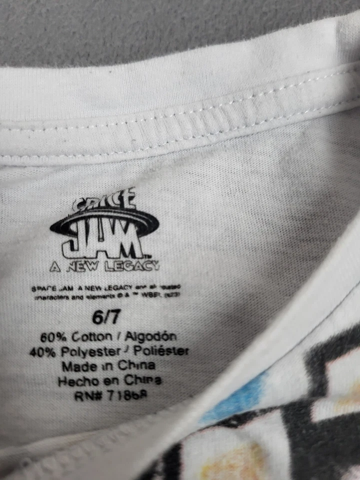 Camisa Personaje Space Jam Niños 6 Blanco Tune Squad Graffiti Ligera Cuello Redondo Foto 3 de 4