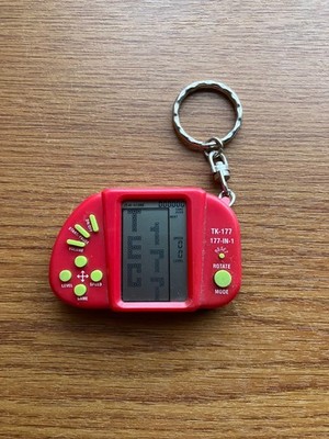 ORIGINAL 1990'S VINTAGE 177-IN-1 ELECTRONIC GAME, FULLY WORKING. SCHLÜSSELANHÄNGER