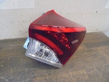 Toyota Auris E18 Heckleuchte R�cklicht Rechts 8158102880 190952