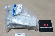  SEALED SURPLUS SMC VF3130-3DZ1-01 Solenoid Valve 110Vac 50/60Hz  Warranty 