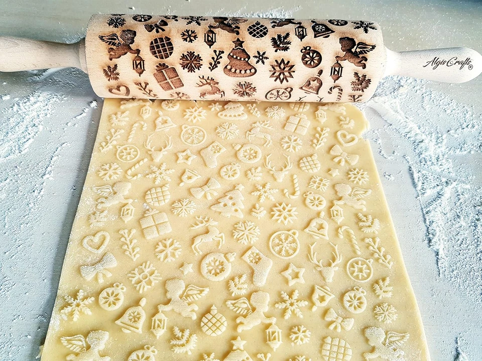 CHRISTMAS GIFTS EMBOSSING ROLLING PIN Laser Engraved with Christmas Symbols CHRI - Image 2 of 4