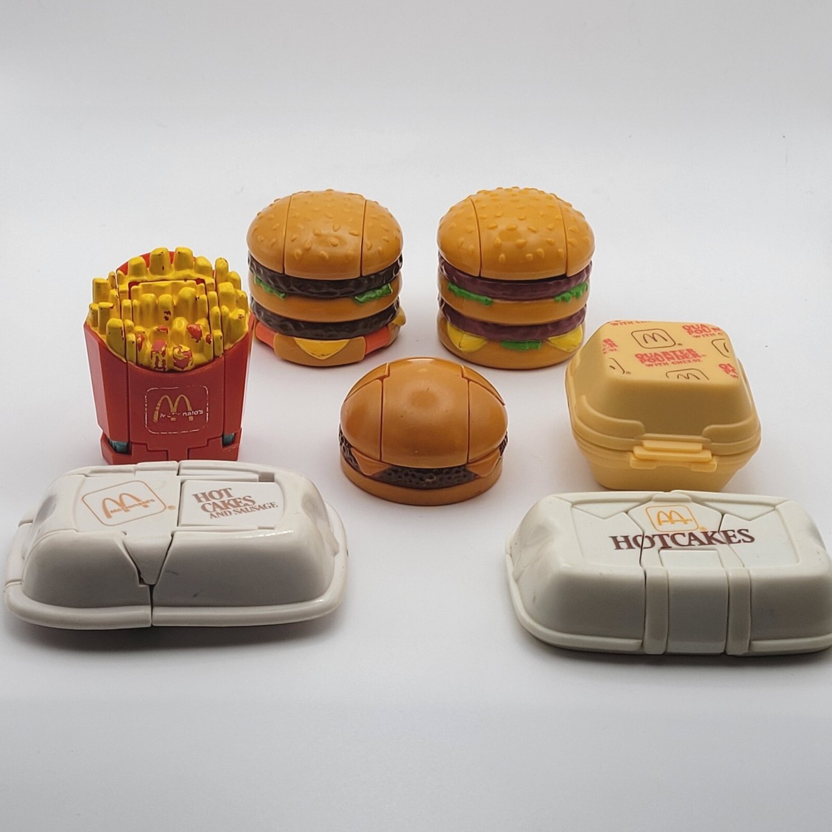 洋書 McDonald's Happy Meal Toys McDonald's Happy Meal Toys in the U.S.A. (Schiffer Book for