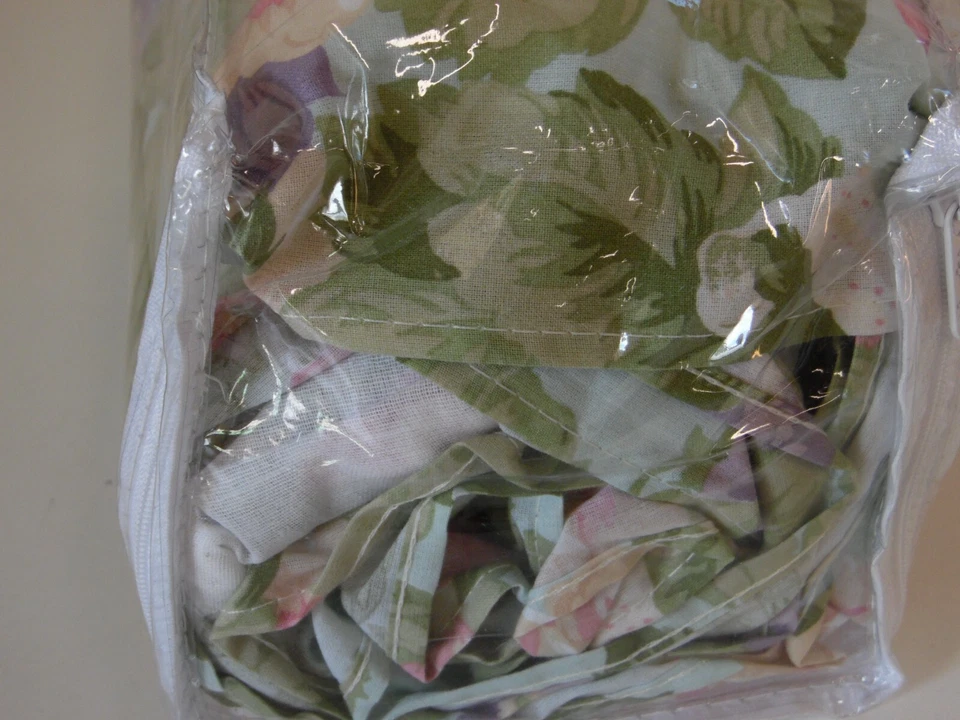 Falda cama king Martha Stewart 1999 flor de la pasión se adapta al colchón 78x80 pulgadas Foto 4 de 4