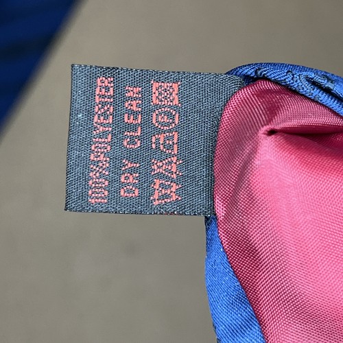 £45 WELSH RUGBY UNION MENS BLUE STRIPE & WRU LOGO RUGBY FAN HAND MADE TIE Y7 - Picture 11 of 12