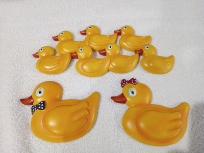 Vtg. STYLED Yellow Duck  Wall plaques Kitschy, Bathroom/Nursery Room Decor