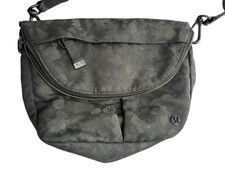 Lululemon Festival Crossbody Bag Purse. Black. Speckled Camo Pattern Adjustable