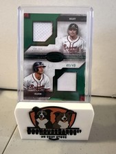 2025 Topps Tier One #DPR-RO Matt Olson / Austin Riley Dual Relics Green Foil