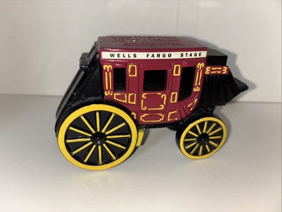 1998 Wells Fargo Stage Coach Coin Bank Cast Iron Without Key