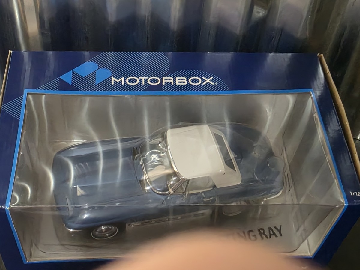 Exoto Motorbox 1967 Chevrolet Corvette Stingray L79 327 Blue 1:18
