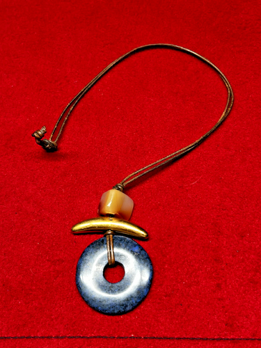 Vintage Blue Medallion Donut Pendant Necklace Blue Stone Gold Color Bar, Stone - Picture 5 of 7