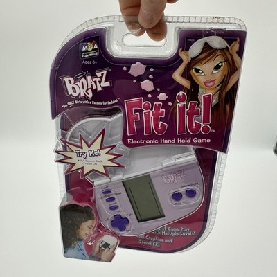 Bratz Fit It! Electronic Handheld Game Purple MGA Block Blitz Vintage 2006 NEW