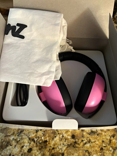 BanZ Bluetooth Infant Ear Muffs Hearing Protection, Pink and Black
