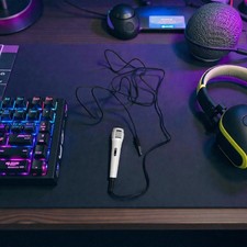 Wired Handheld Microphone 3.5mm Plug White   Karaoke Toy Basic Audio