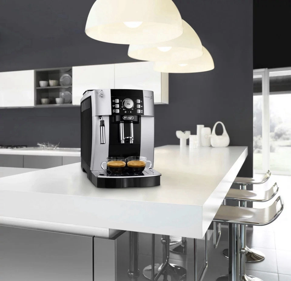 DeLonghi Kaffeevollautomat ECAM 21.110.SB – Magnifica S – Silber - Bild 4 von 4