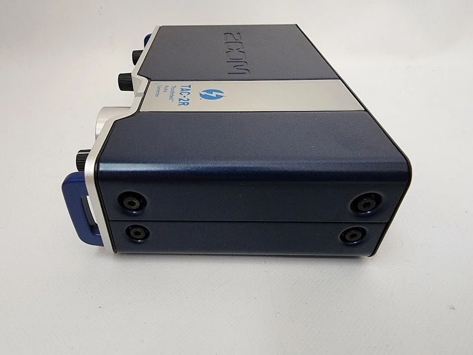 Zoom Tac-2R Thunderbolt 2 Audio Interface - Image 3 of 4