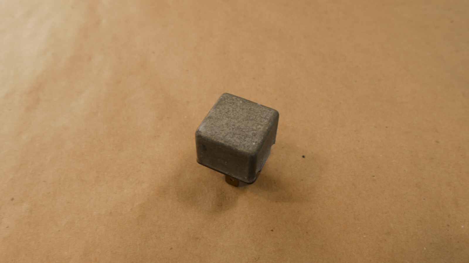 Ferrari 328 Relay P/N 0332204401