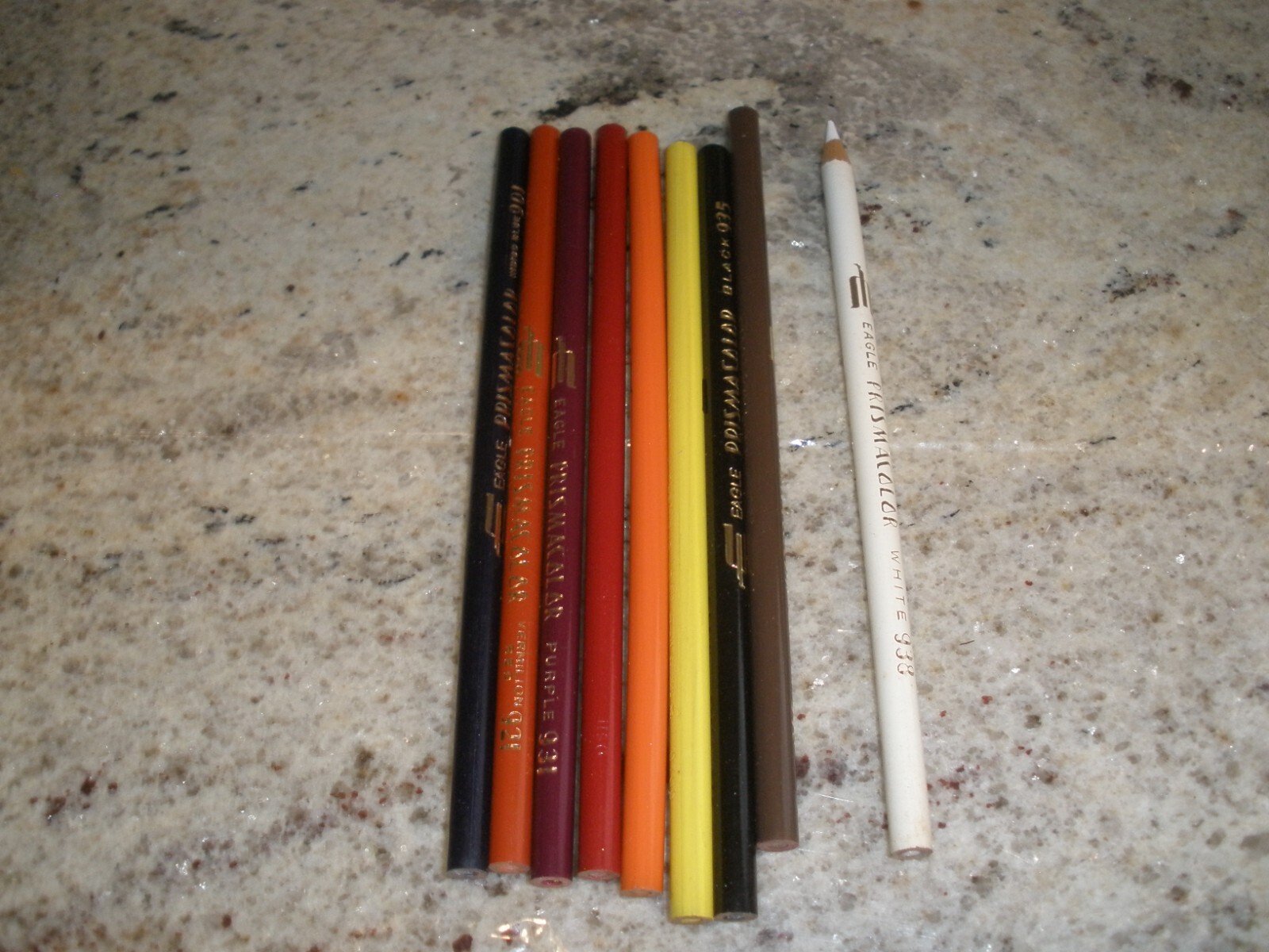 BEROL PRISMACOLOR ART SET THICK LEAD COLORED PENCILS (READ DESCRIPTION)