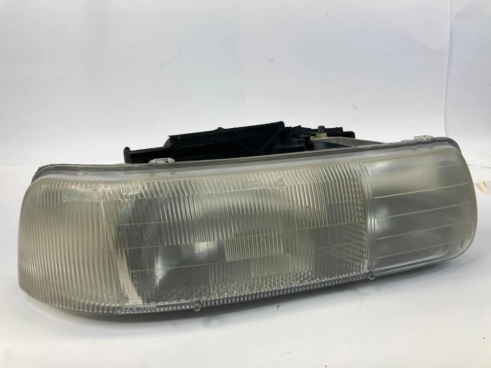 2000-2006 Chevy Tahoe Suburban Front Right Passenger Headlight Headlamp 16524538 Foto 2 de 4