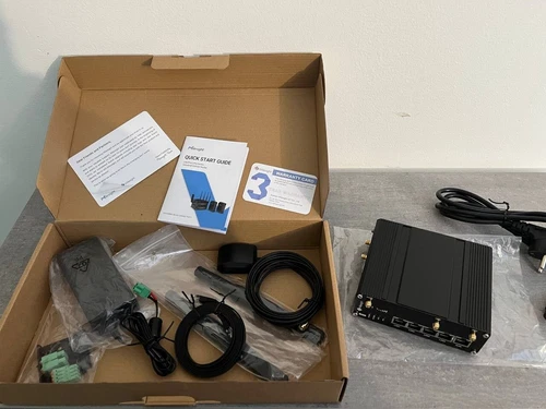 Milesight UR75-L04EU-G-P-W Industrieller 4G Mobilfunk Router mit GPS, WiFi, PoE