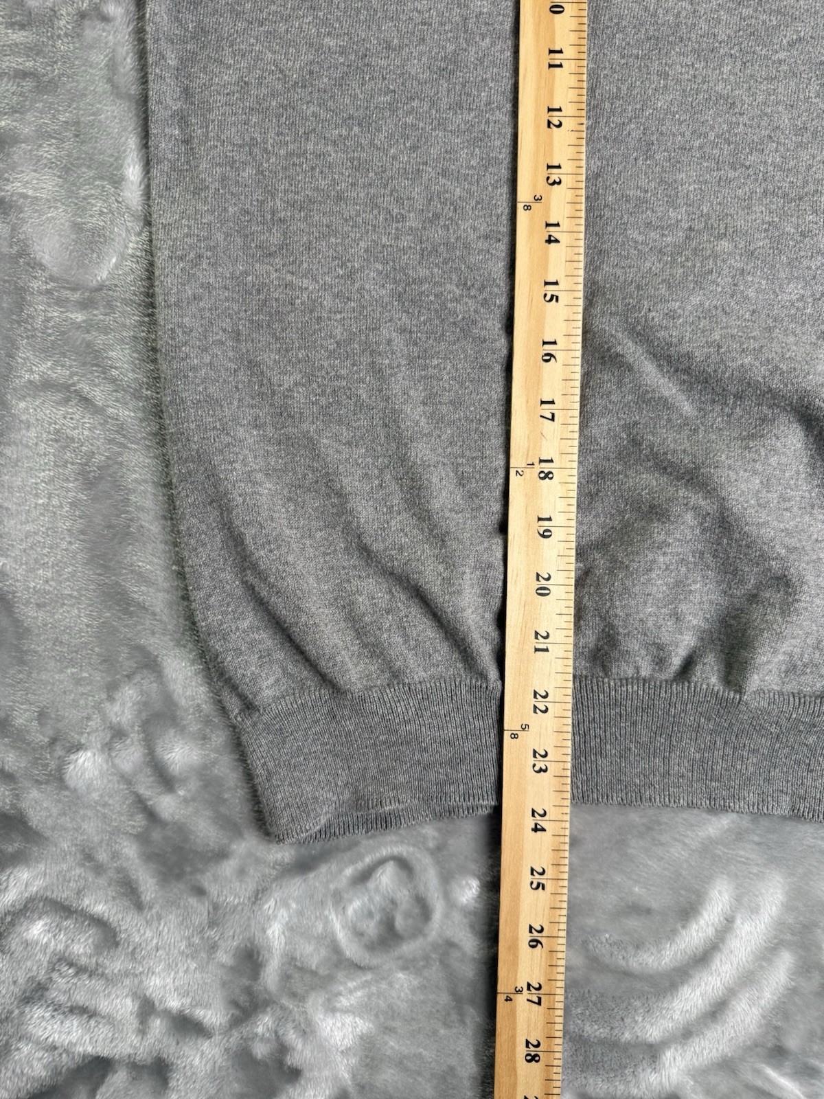 Grey J Crew Basic Essential Blank Sz M Sweater - image 4