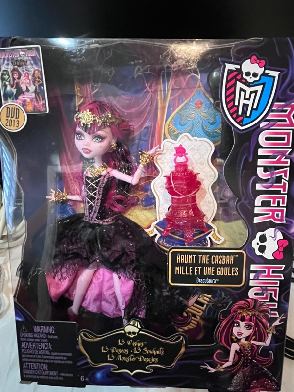 Monster High 13 Wishes Haunt the Casbah Draculaura Collectible Doll - Brand New
