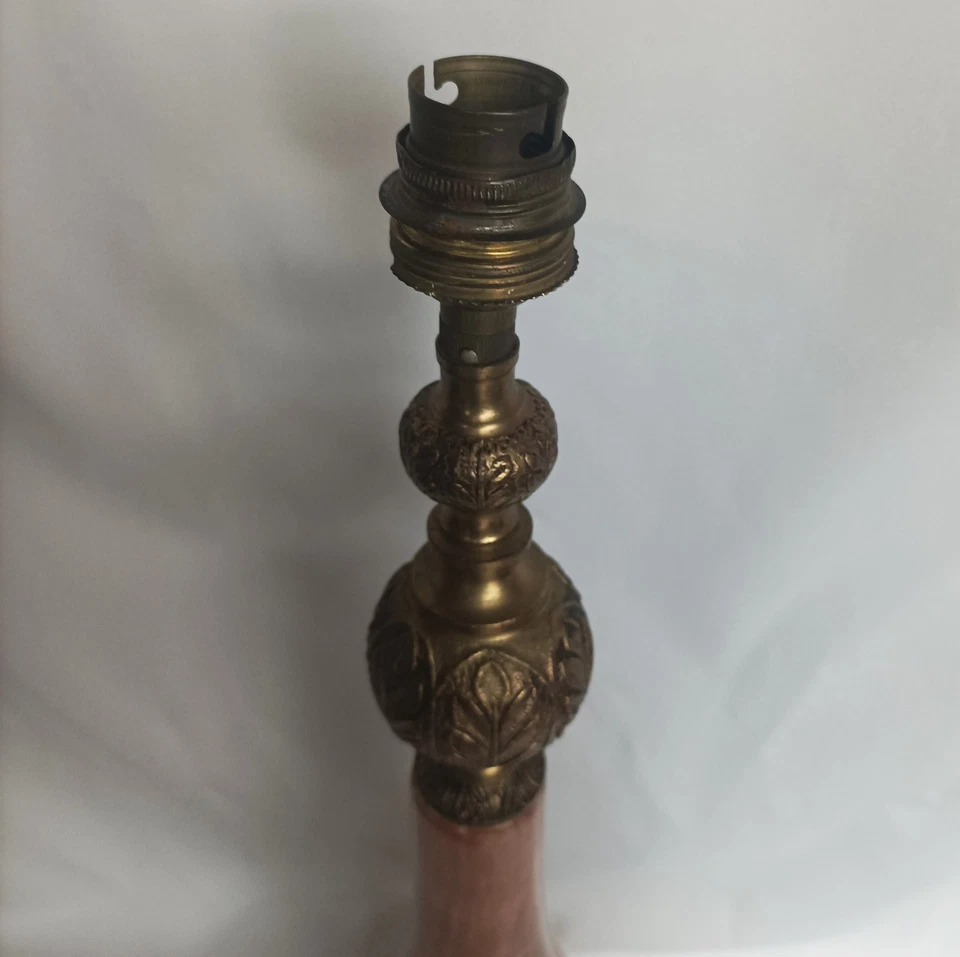 Ancienne lampe de table en albâtre et bronze XXe S. Etat de marche Hauteur 46 cm - Photo 4/4