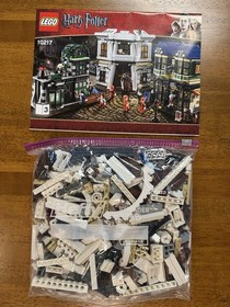 LEGO Harry Potter: Diagon Alley (10217), 100% Complete w/ Instructions