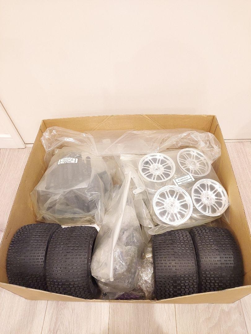 希少　新品未組立　hpi-racing SAVAGE SS 4.6 キット HPI Racing Savage SS 4.6 RC Monster Truck Kit - Unassembled