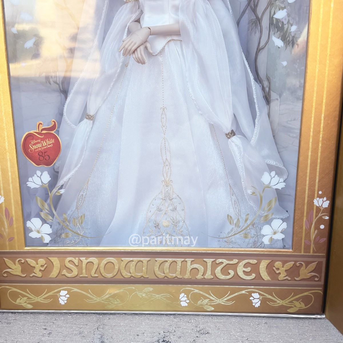 Disney Snow White 85th Anniversary Wedding Dress Doll Limited 