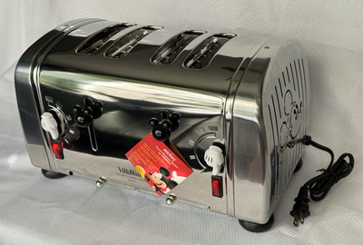 Vintage DISNEY MICKEY MOUSE Classic Musical 4 Slice VILLAWARE Toaster UNUSED