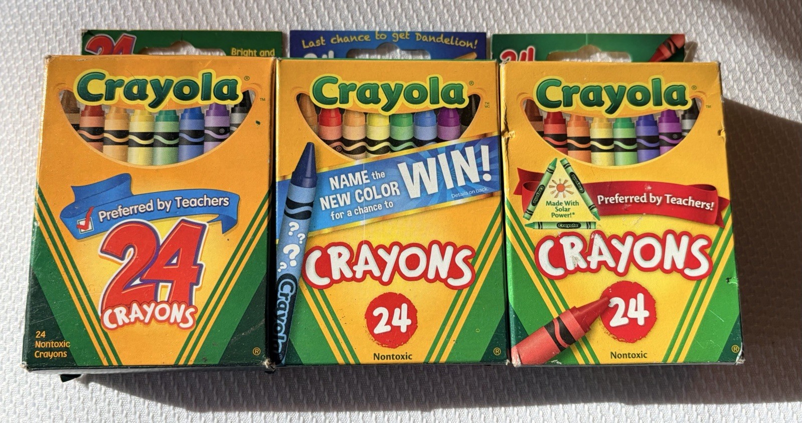 2006, 2010, 2017 Crayola Crayons All Have Dandelion Crayons 