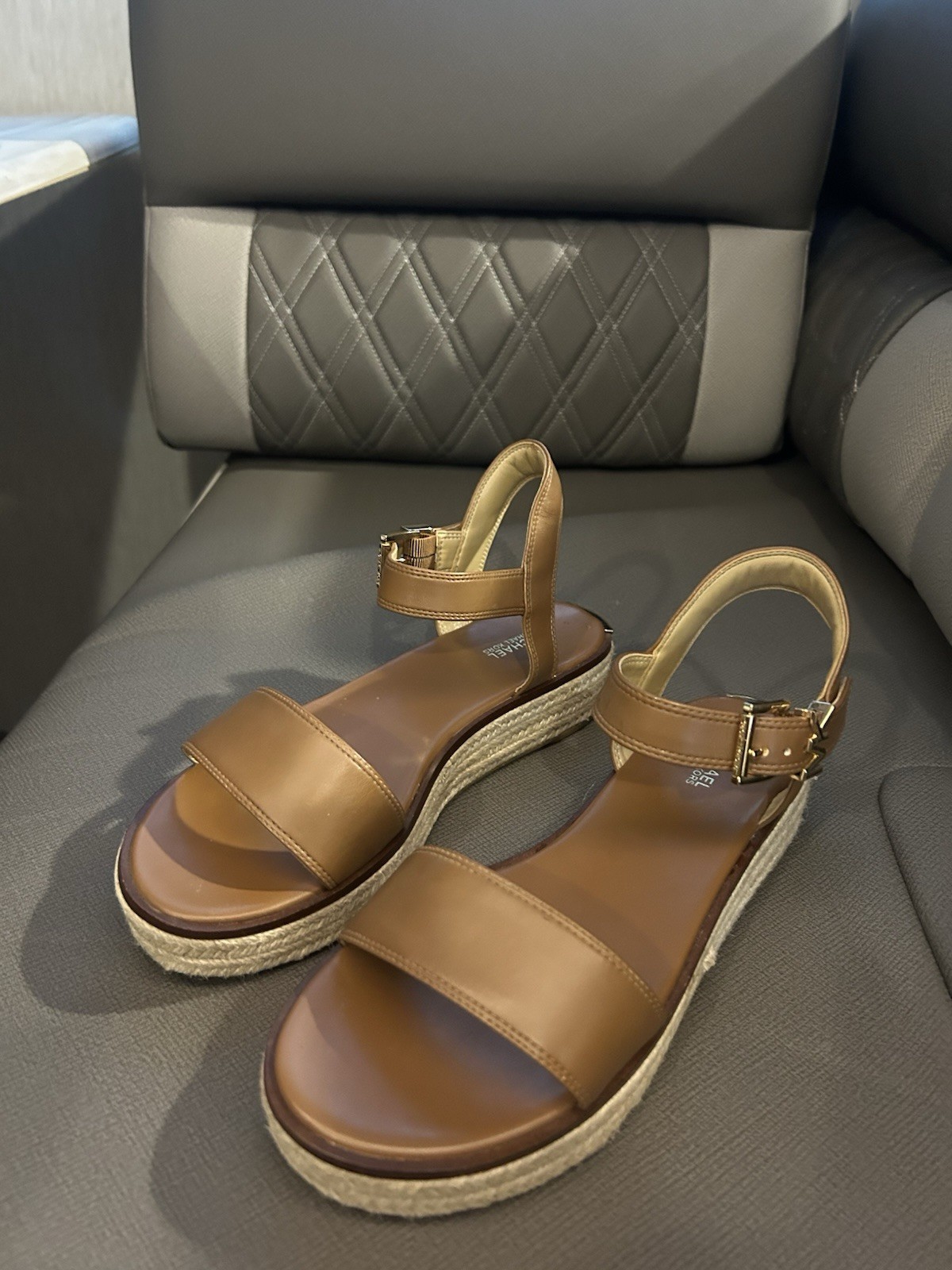 MICHAEL KORS Richie Faux Leather Platform Espadrille Sandal SZ 9 Brown NEW Tan