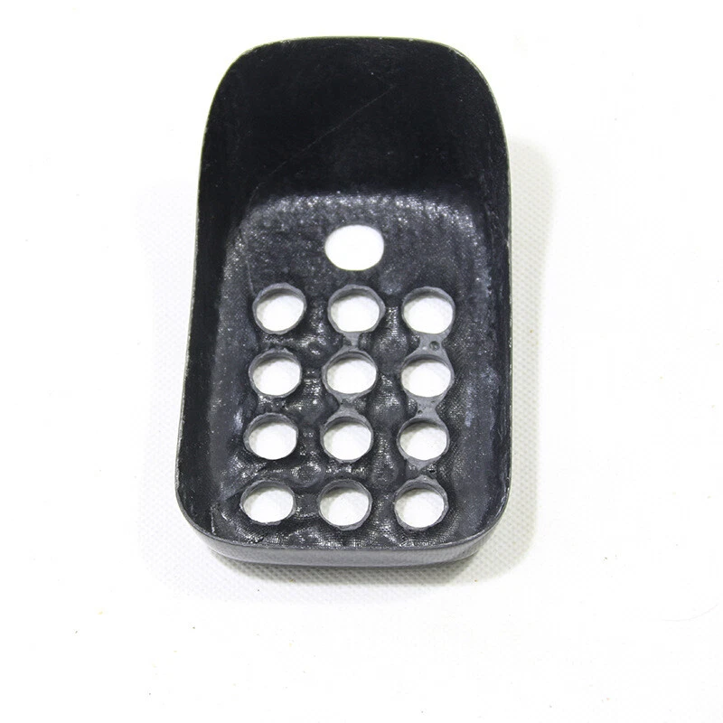 Cubierta de luz antiniebla de freno trasero de fibra de carbono sin orificio para Ferrari F12 Berlinetta Foto 3 de 4