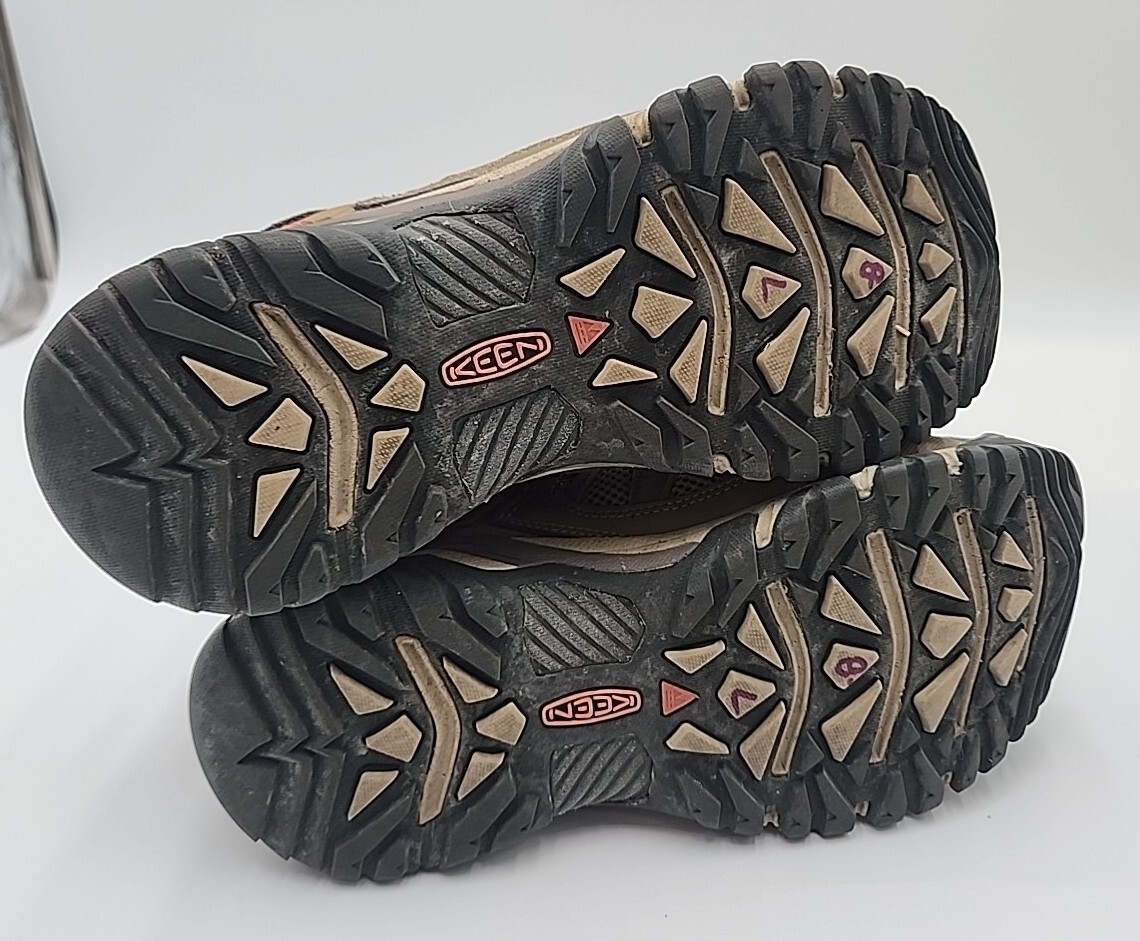 Scarpe da trekking outdoor marroni Keen Targhee Vent da donna taglia 9 5