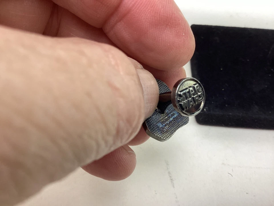 Abotoaduras Star Wars Storm Trooper por Cufflinks Inc. Lucasfilm Ltd. - Imagem 3 de 4