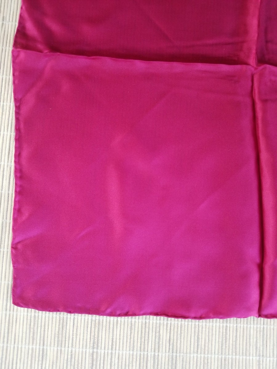 Vintage Paco Rabanne Mens Hand Rolled Fuschia Purple Pocket Square Handkerchief