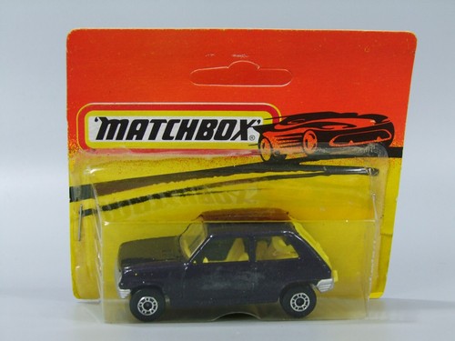 Matchbox Renault 5, Hecho en Bulgaria, Azul Muy Oscuro/Amarillo - Imagen 4 de 4