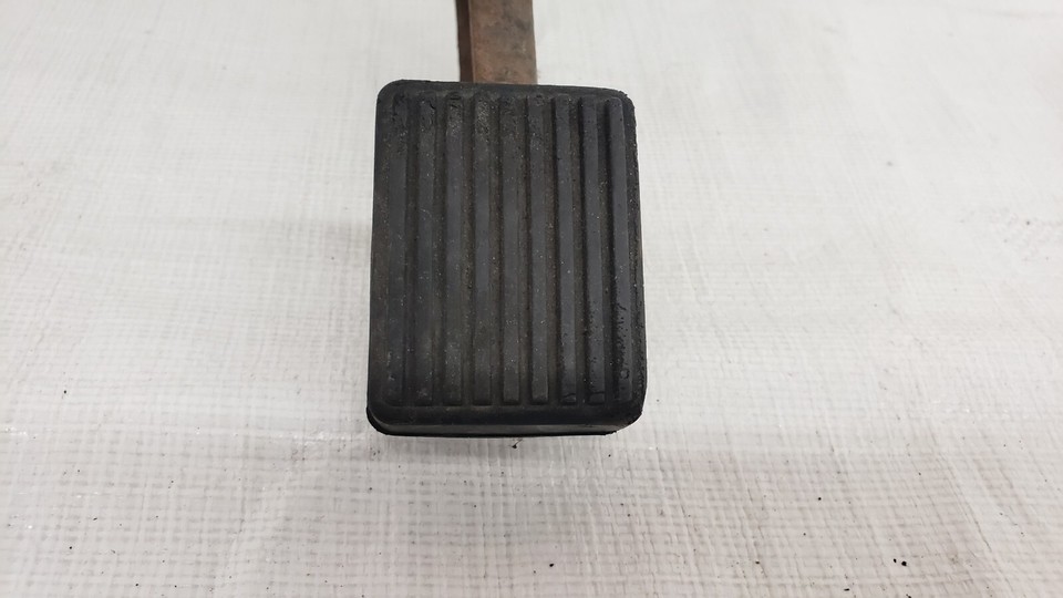 E Brake 19871995 Jeep Wrangler YJ EMERGENCY BRAKE Pedal OEM eBay