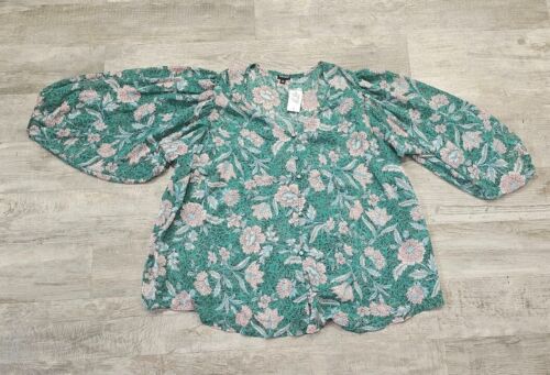 Torrid Women's Chiffon Lurex Button-up Blouse Green Floral Size 4/4X (26) NWT - Picture 1 of 11