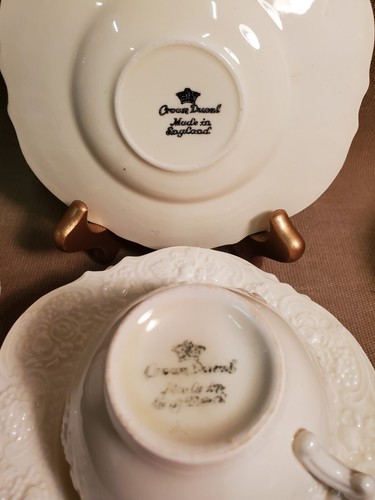 Vtg Crown Ducal - Pattern 4493 - 5 Cups & Saucers-Cream, Embossed. Scalloped EUC - Picture 5 of 7