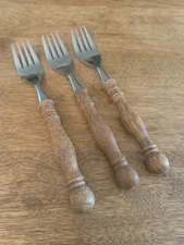 3 Dinner Fork Old Homestead Lifetime Stainless Wood Handle Taiwan