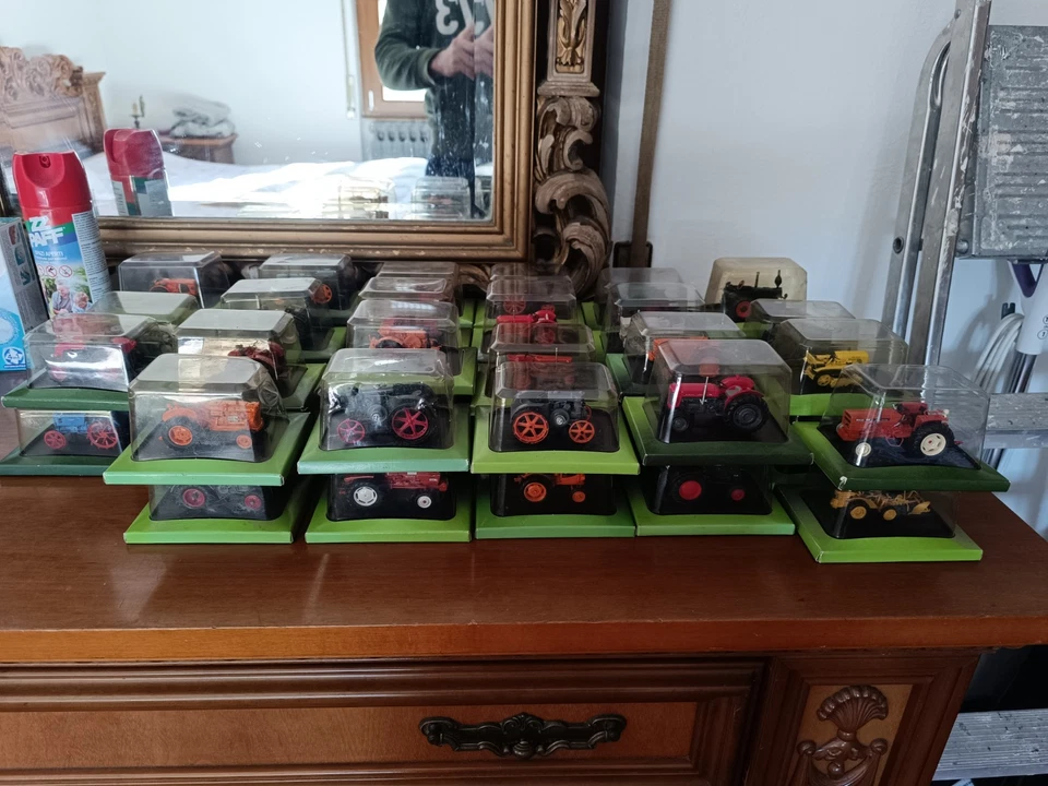 TRATTORI HACHETTE IN SCALA 1/45 MAI aperti - Immagine 2 di 4