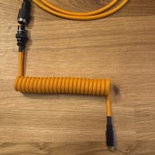 Glorious PC Coiled Cable Gold, USB-C to USB-A coiled- 1.37m, gold