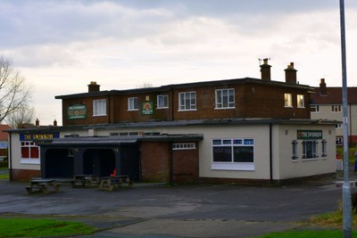Foto 6x4 The Swinnow, Harley Drive, Leeds Pudsey\/SE2233 bald conv c2016