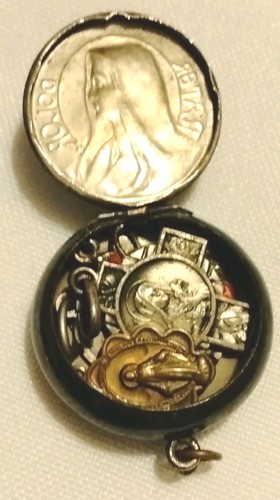 Antique Catholic Religious Saints Medals Infant Jesus Saint Anne Mary Therese - Picture 15 of 17