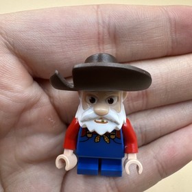 Lego Toy Story: Stinky Pete Minifigure from 7594 Woody's Roundup!