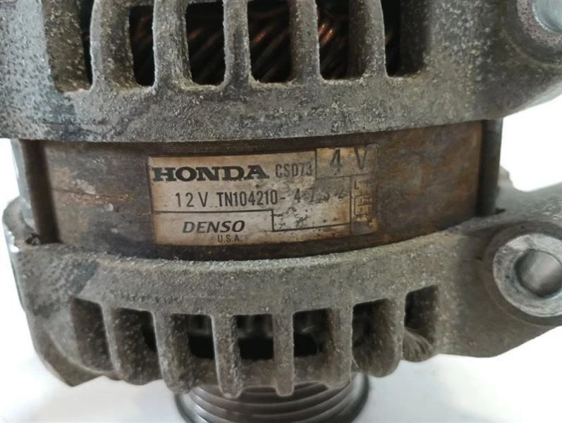 Alternador TN104210-4732 de 2010 Honda CR-V 2,4 L 9839798 Foto 3 de 4