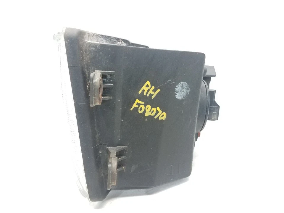 Противотуманные фары для правостороннего пассажира Nissan Pathfinder 2000–04 годов выпуска — с креплением на бампер - Изображение 4 из 4