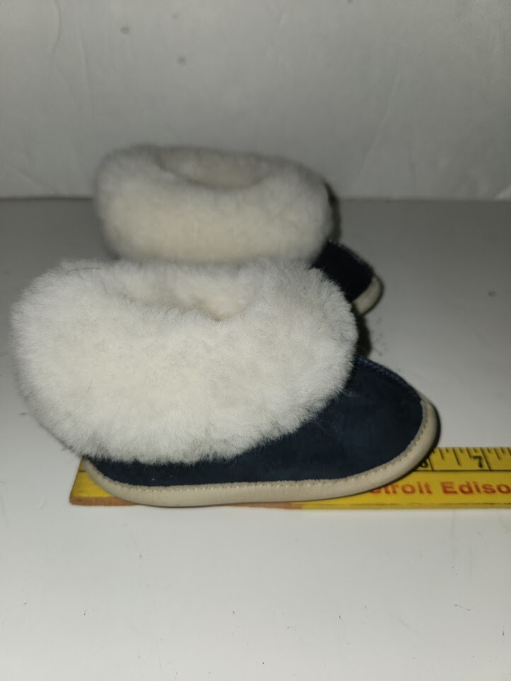 SAOLA Pantofole in pelle di pecora suola morbida per bambini con guscio napa e polsino shearling bianco taglia 6