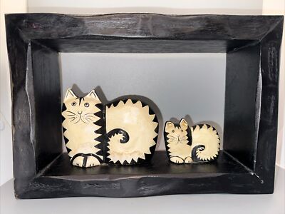 INDONESIAN CARVED BLACK AND WHITE CATS IN A CARVED BLACK FRAME - CUTE!
